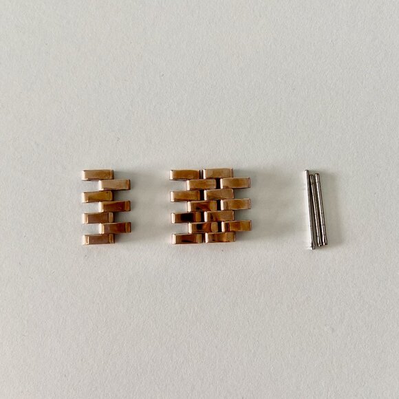 MICHAEL KORS Rose Gold Tone Watch with Pavé Crystals - Picture 8 of 8